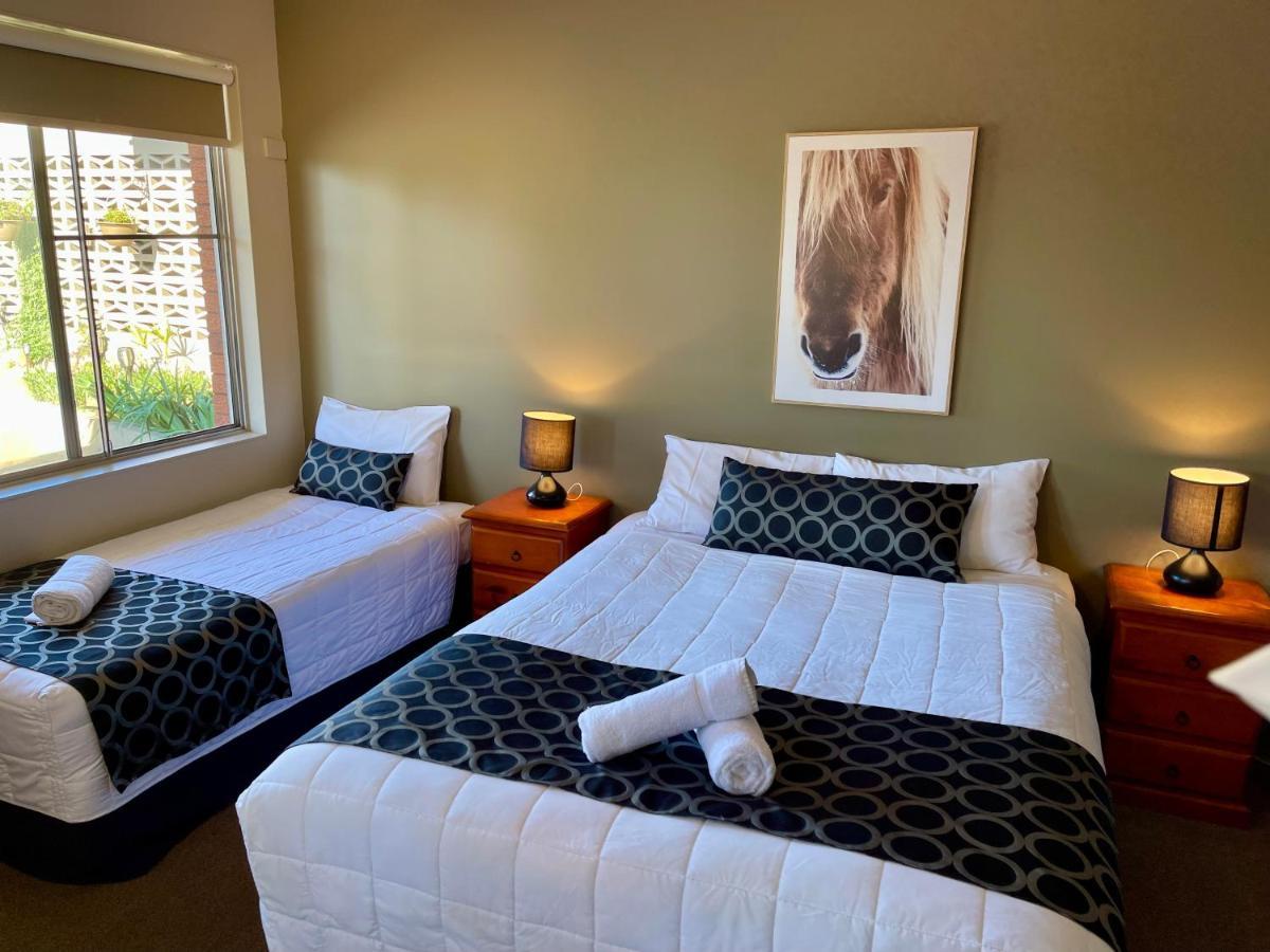 Quirindi Sunflower Motor Inn Eksteriør bilde